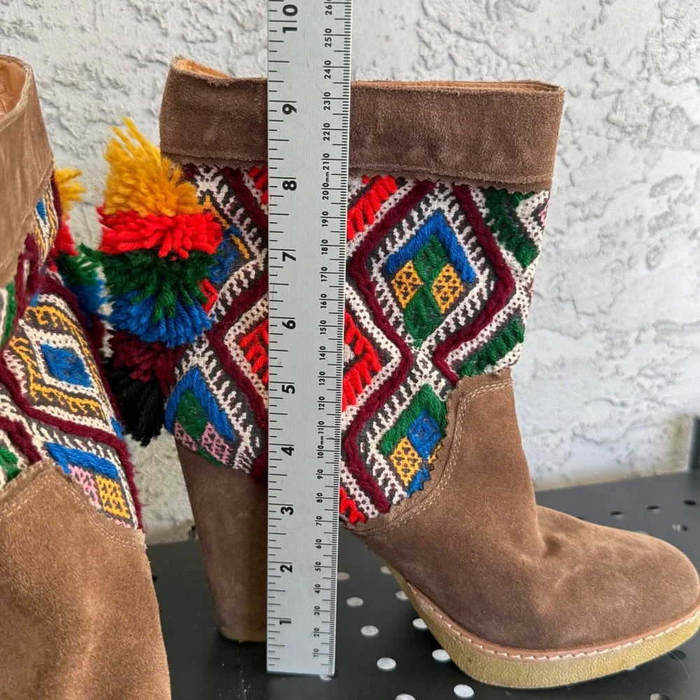 ANTHROPOLOGIE × JASPER &‎ JEERA Boho Suede Pom-Pom Embroidered Booties 7.5 Brown